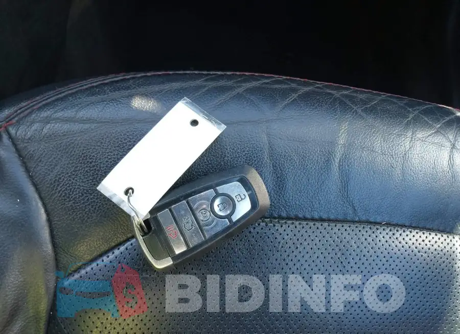 1FM5K8GT1HGD80446 Photo# 11
