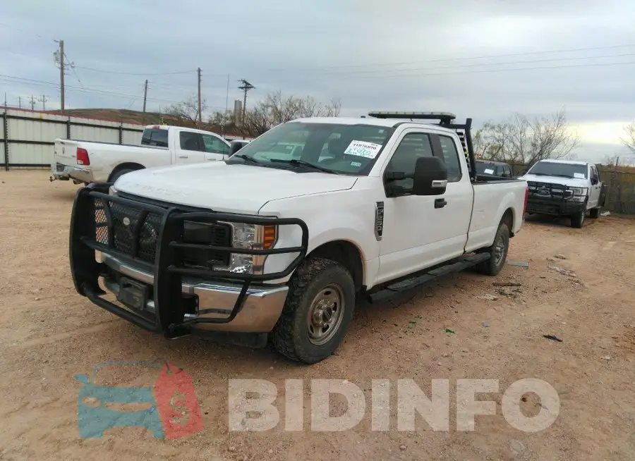 1FT7X2A6XKEE26471 Photo# 2