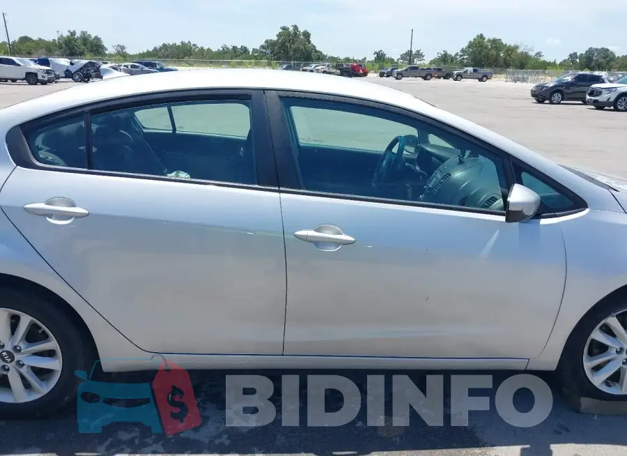 3KPFL4A71HE117223 Photo# 13