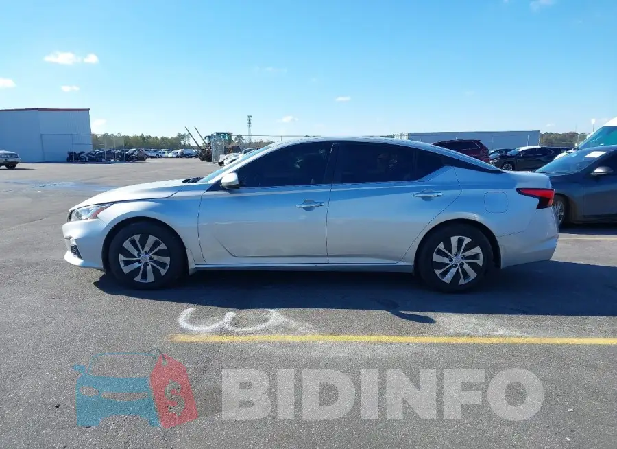 1N4BL4BV8LC176884 Photo# 14