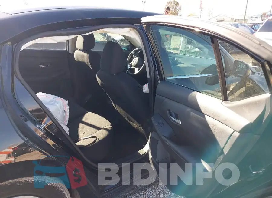 3N1AB8BV2NY211738 Photo# 8