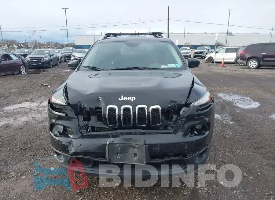 1C4PJMCB0HW590659 Photo# 12