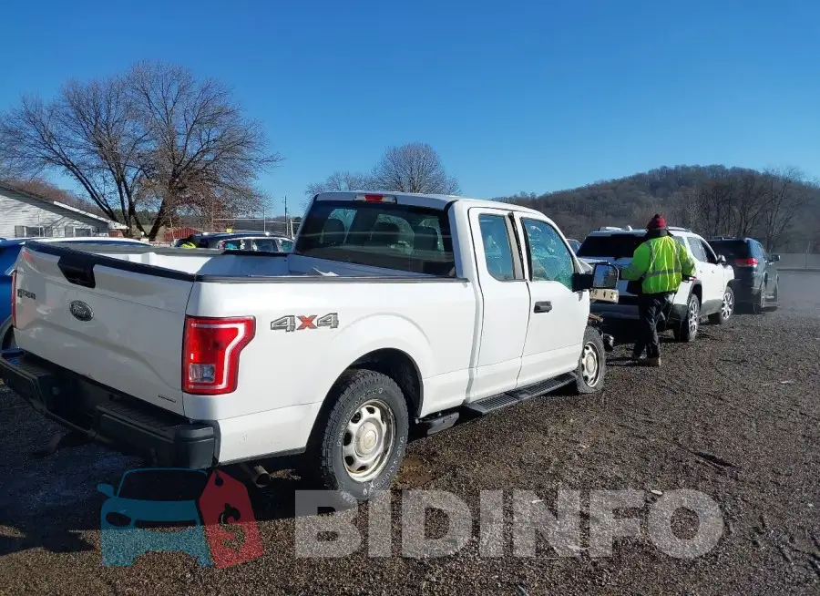 1FTFX1EF8FKD18423 Photo# 4