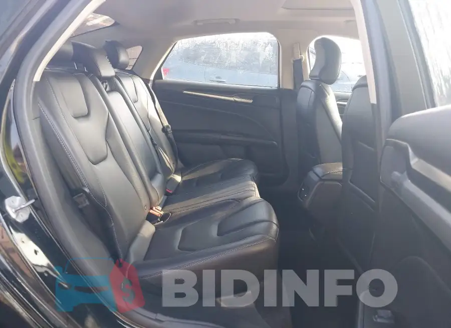 3FA6P0D92JR219967 Photo# 8