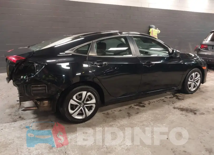 19XFC2F58HE228539 Photo# 4