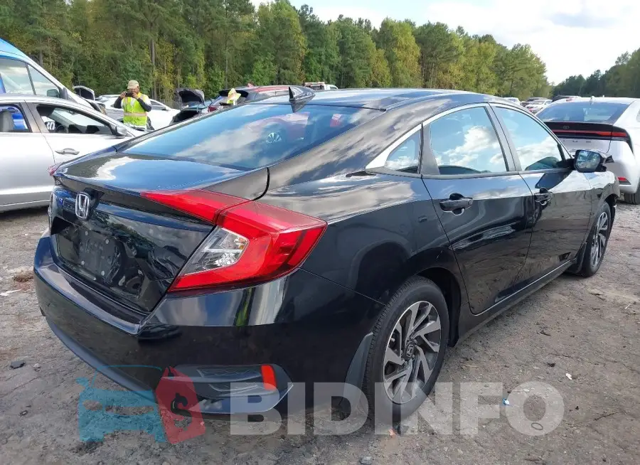 19XFC2F70JE043277 Photo# 4