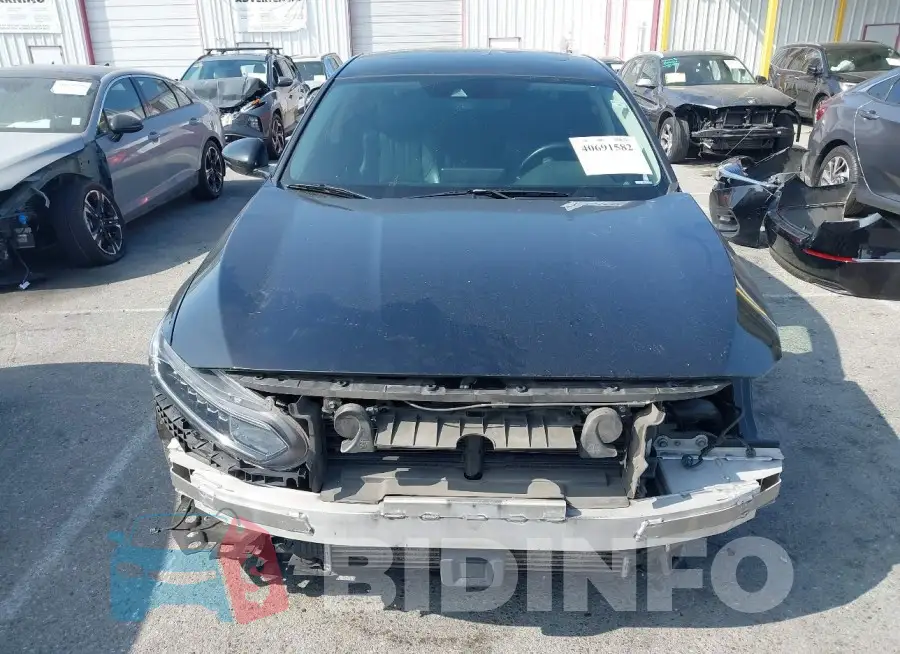 1HGCV1F66JA016961 Photo# 13