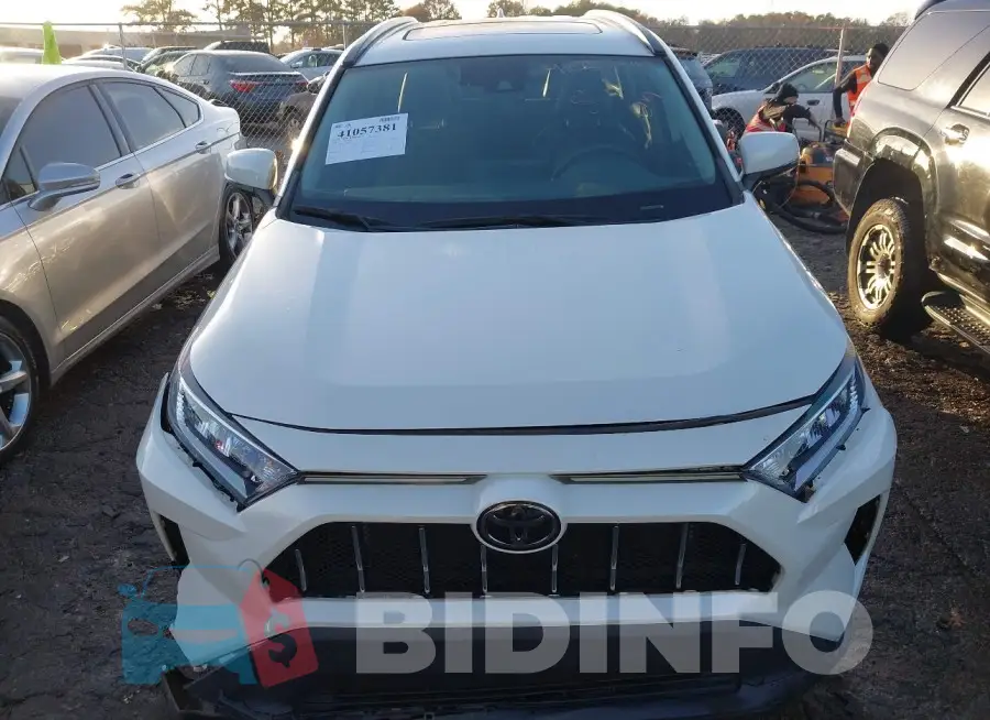 2T3C1RFV6MW146874 Photo# 12