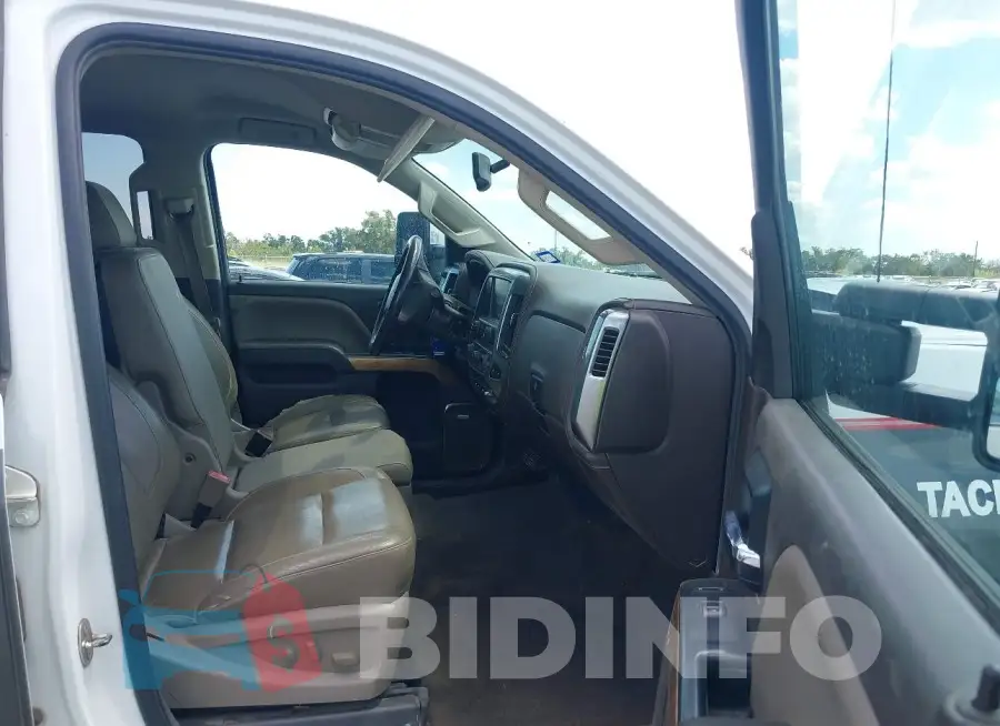 1GC1KWE81FF519077 Photo# 5