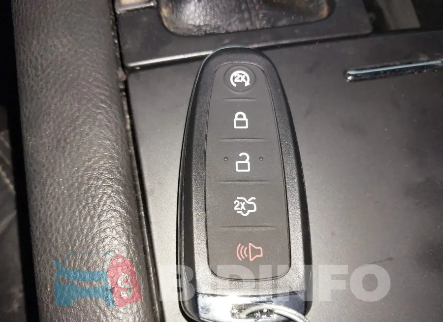1FAHP2E8XFG179842 Photo# 11