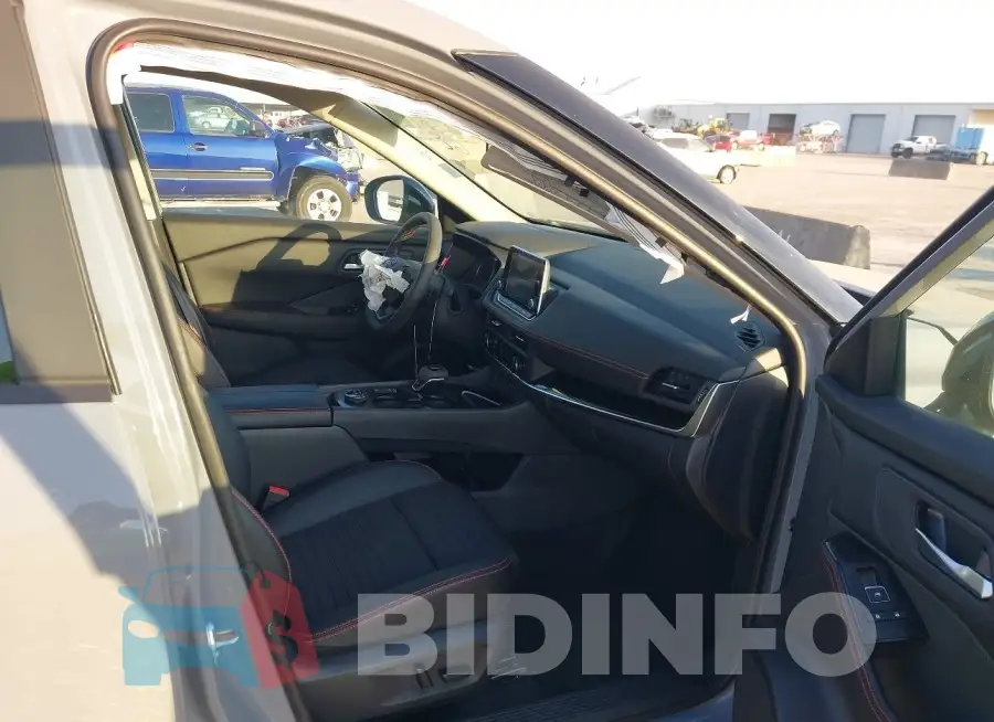 5N1BT3BB9SC671051 Photo# 5