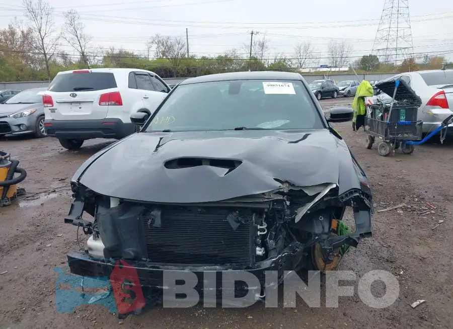 2C3CDXGJ3KH508152 Photo# 13