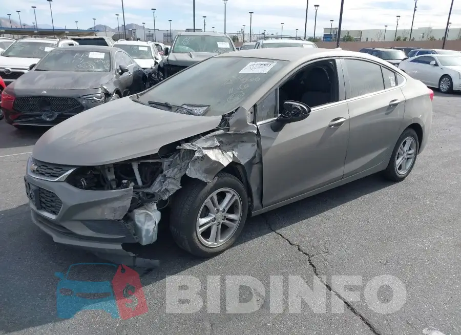 1G1BE5SM3J7241852 Photo# 2