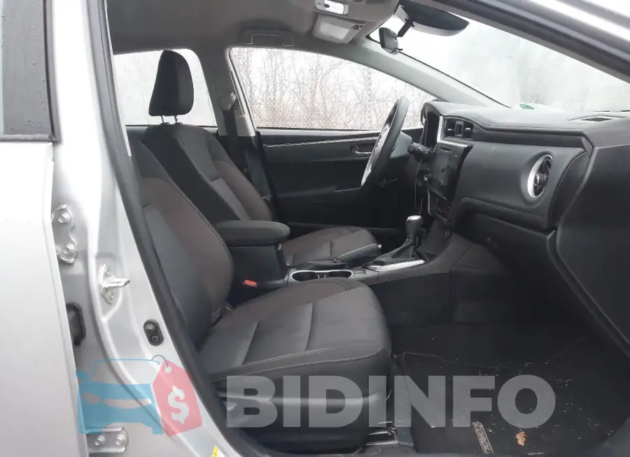 2T1BURHE6HC911596 Photo# 5