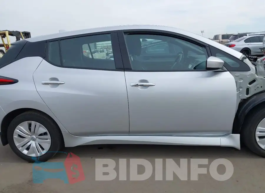 1N4AZ1BV1PC552257 Photo# 14