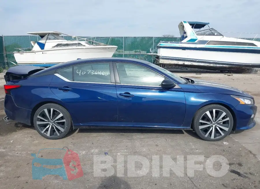 1N4BL4CV5NN401767 Photo# 13