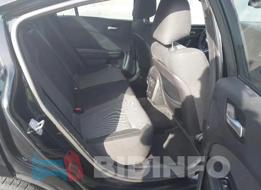 2C3CDXHGXGH140448 Photo# 8
