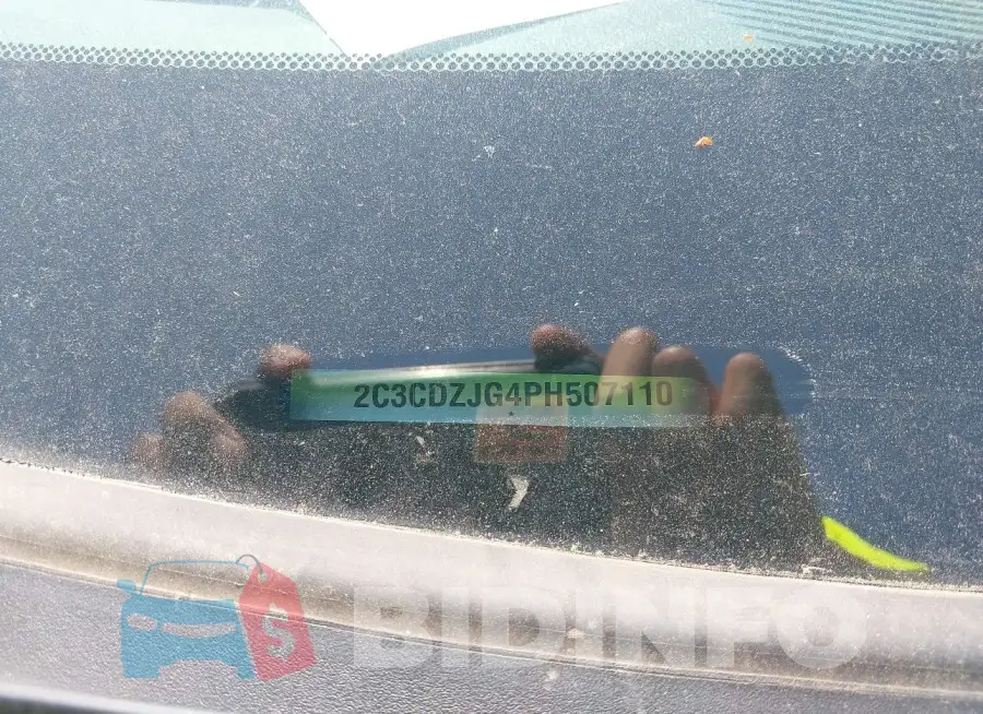 2C3CDZJG4PH507110 Photo# 9