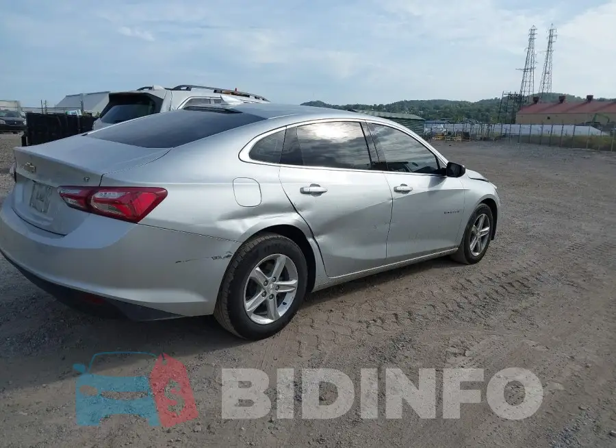 1G1ZD5ST4NF172366 Photo# 4