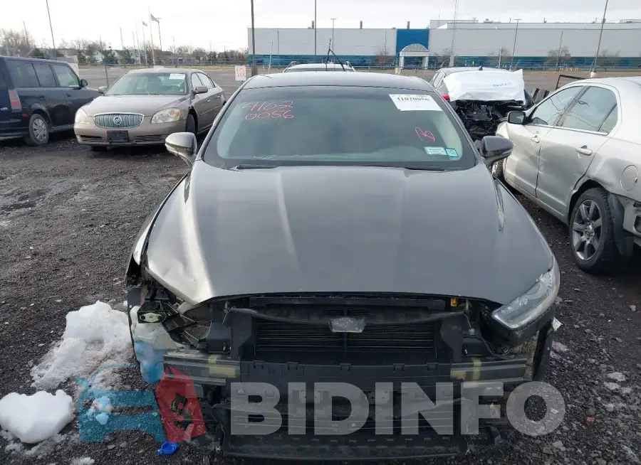 3FA6P0HDXGR190113 Photo# 12
