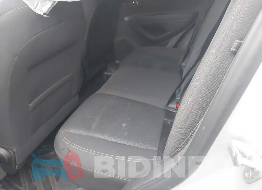 3GNCJNSB9KL215704 Photo# 8