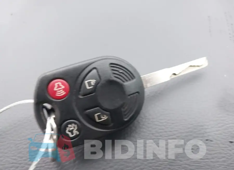 1FADP3F21GL373764 Photo# 11