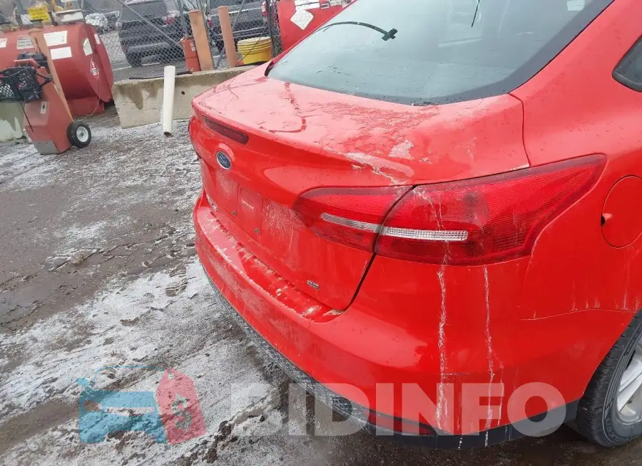 1FADP3F2XHL224948 Photo# 6