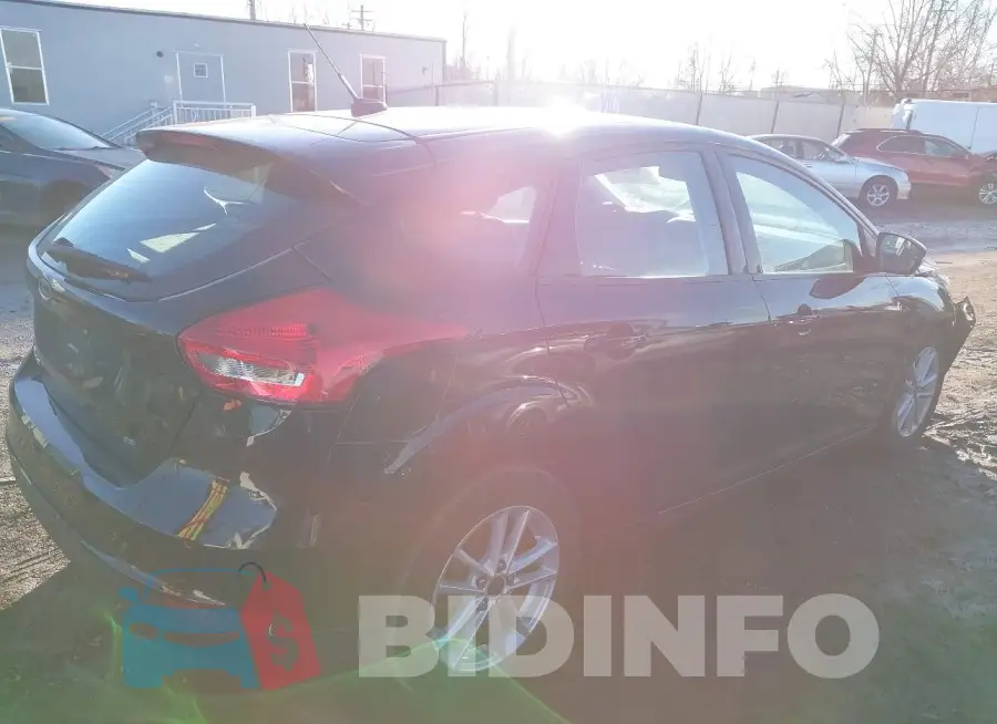 1FADP3K29JL243471 Photo# 4