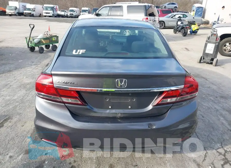 2HGFB2F58FH504773 Photo# 16