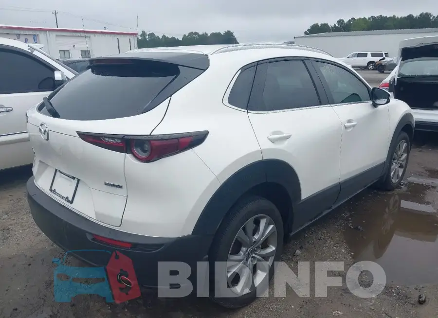 3MVDMBBM7PM566843 Photo# 4