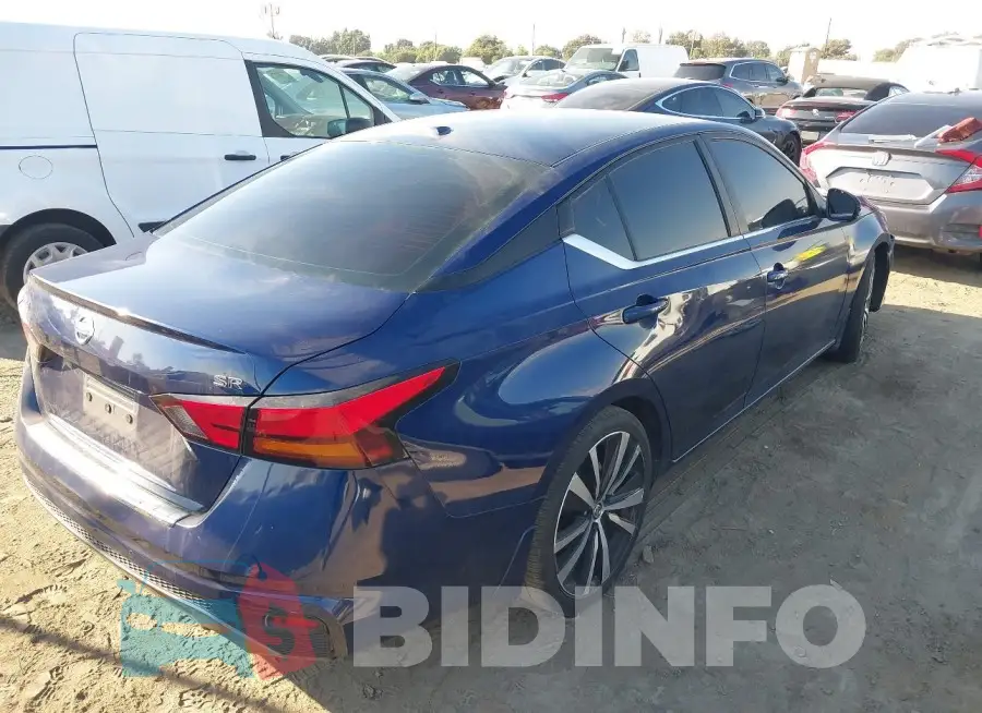 1N4BL4CV6MN359382 Photo# 4