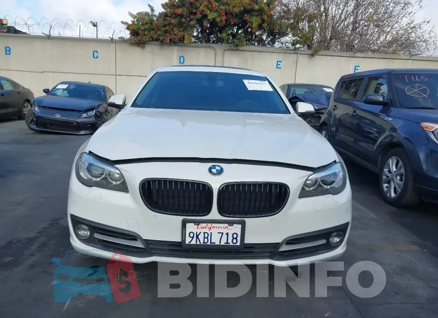 WBA5A5C56FD513176 Photo# 12