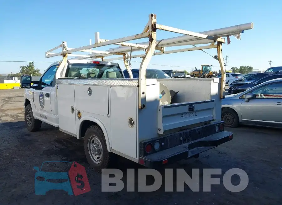 1FDBF3A61KEG80715 Photo# 3