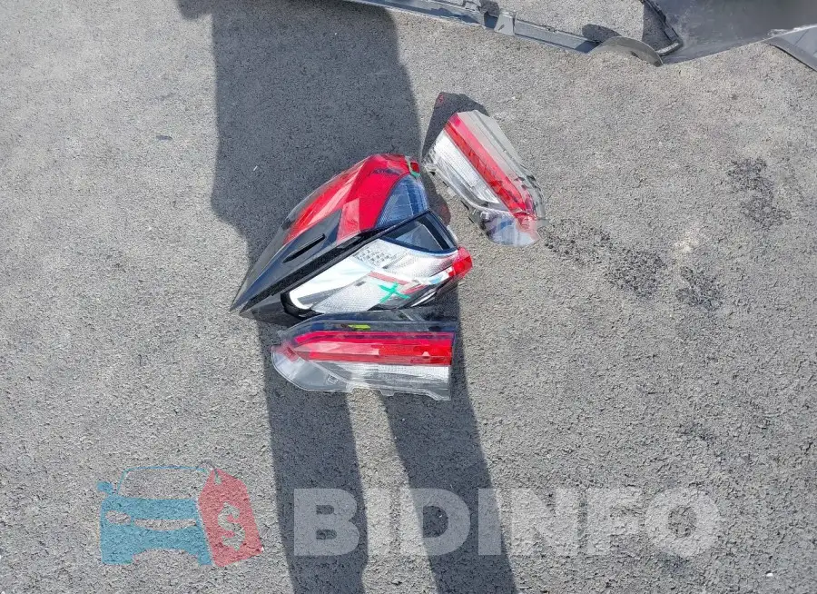 2T3E6RFV8RW047488 Photo# 12