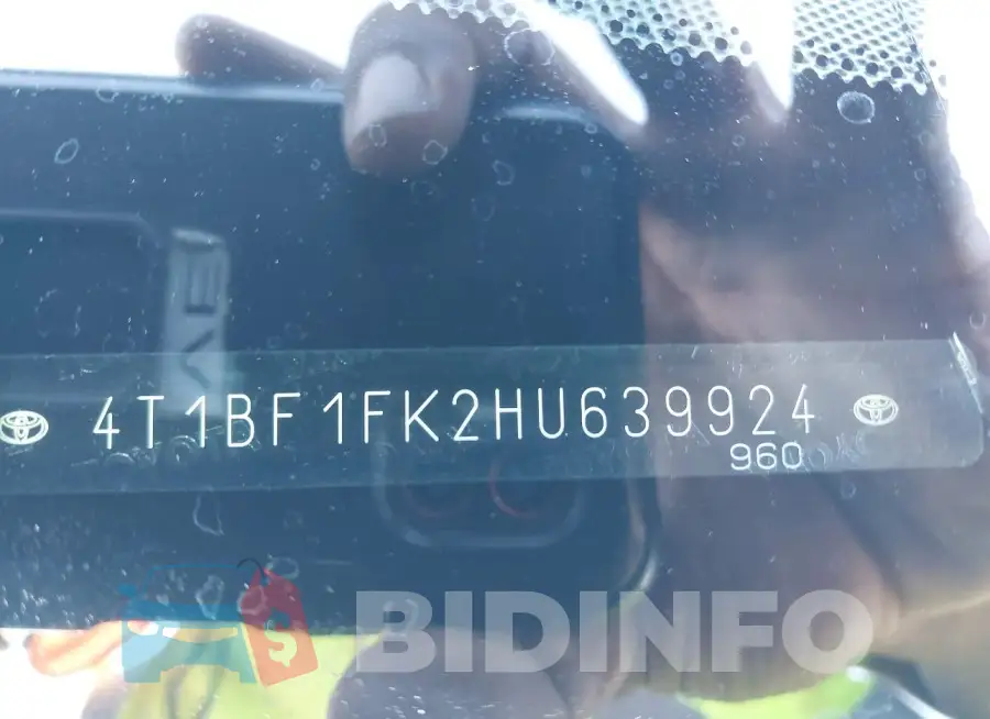 4T1BF1FK2HU639924 Photo# 9