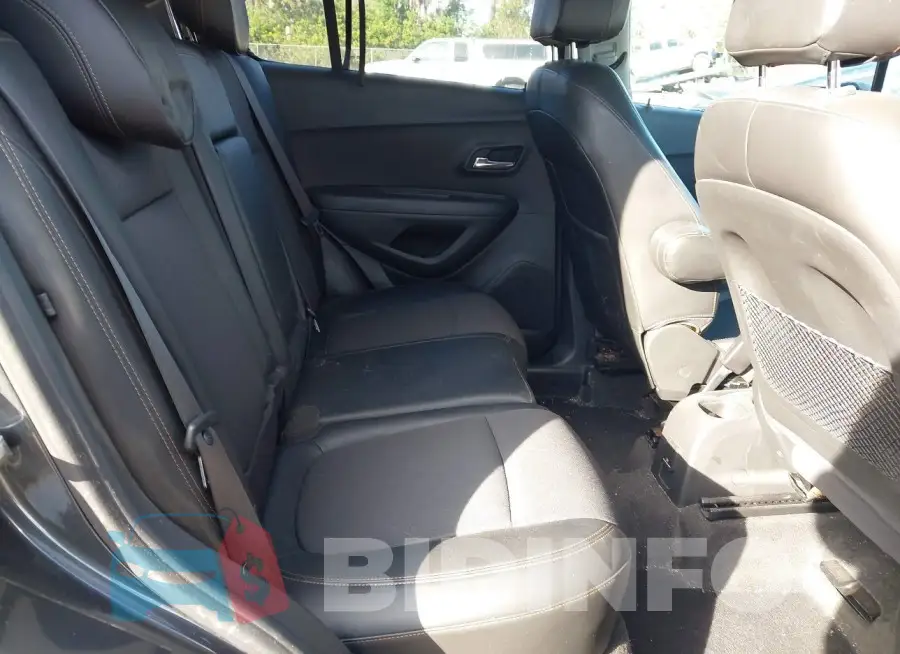 KL7CJLSB6HB228401 Photo# 8