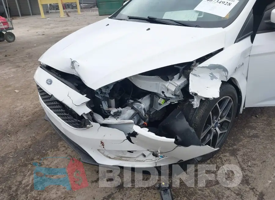 1FADP3H2XJL299877 Photo# 6