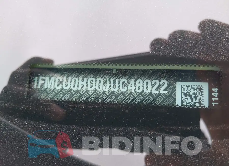 1FMCU0HD0JUC48022 Photo# 9