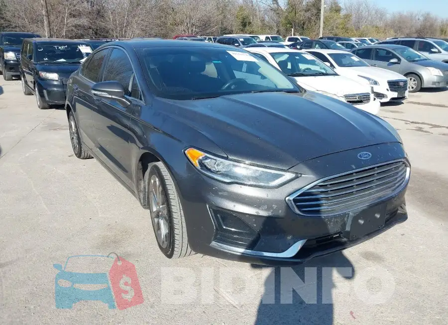 3FA6P0CDXKR260550 Photo# 1