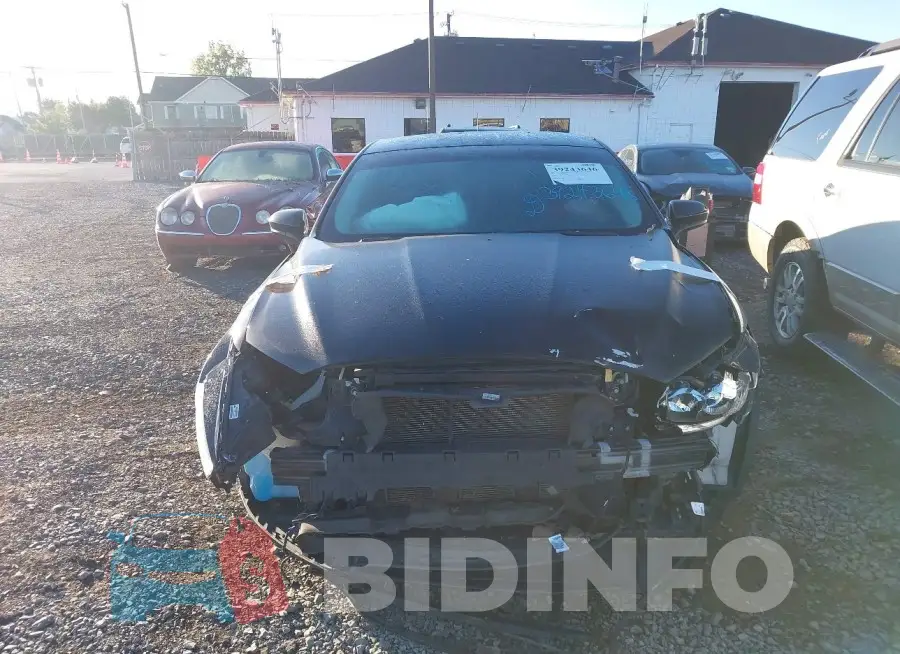 3FA6P0G78GR338433 Photo# 11