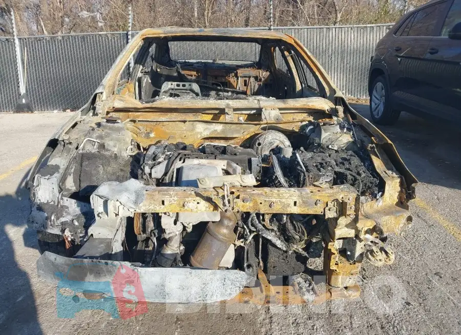 1G11E5SX8FF165077 Photo# 6