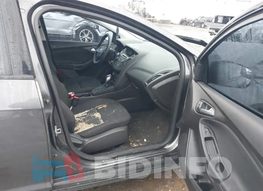 1FADP3F23GL239919 Photo# 5