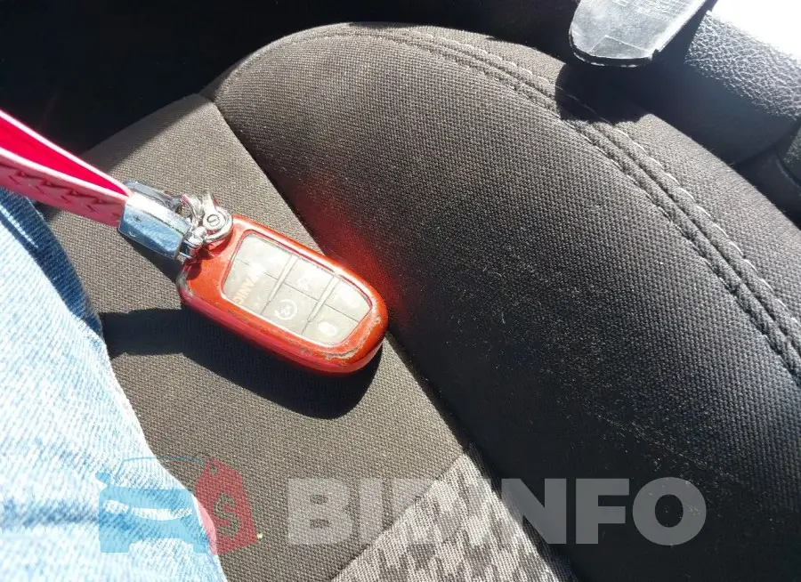 2C3CDXCTXNH264169 Photo# 11