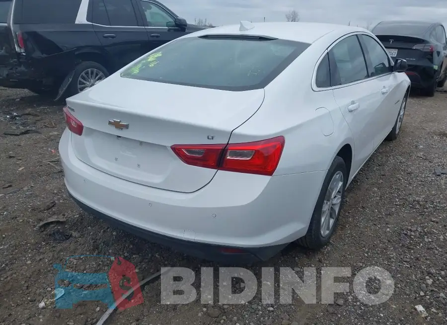 1G1ZD5ST6RF132652 Photo# 4