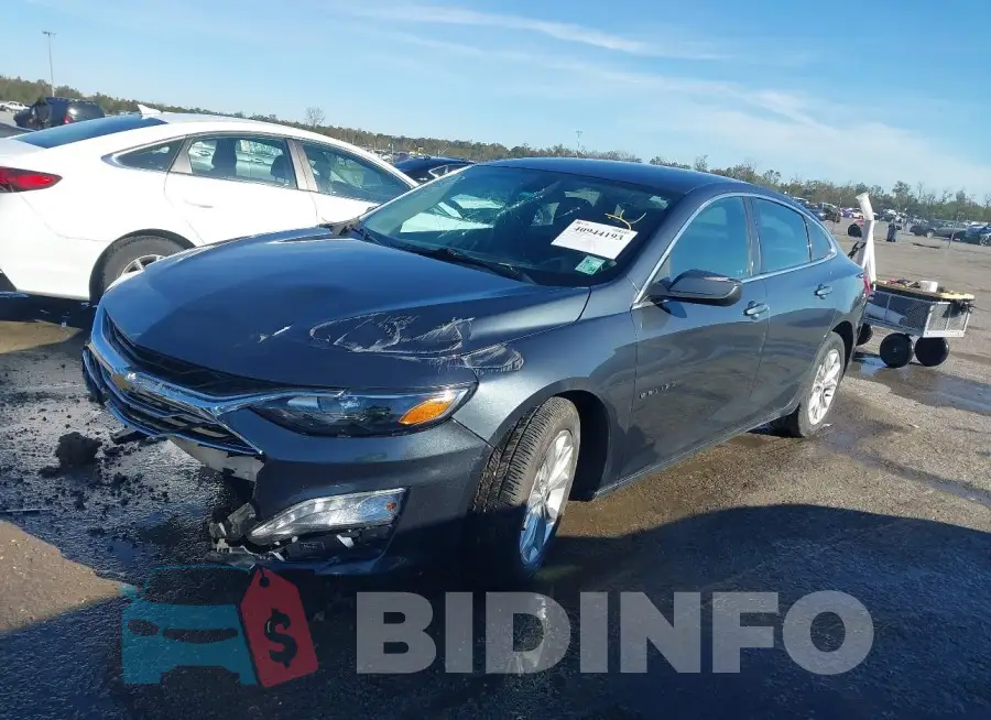 1G1ZD5ST8KF110724 Photo# 2