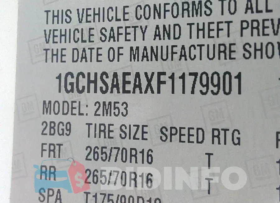 1GCHSAEAXF1179901 Photo# 9