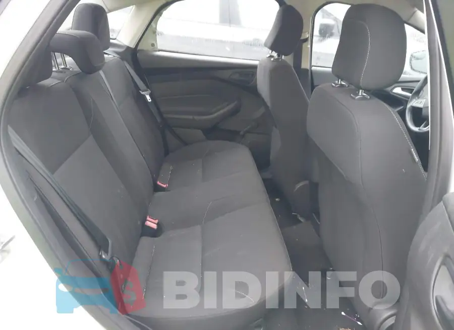 1FADP3E20GL224781 Photo# 8