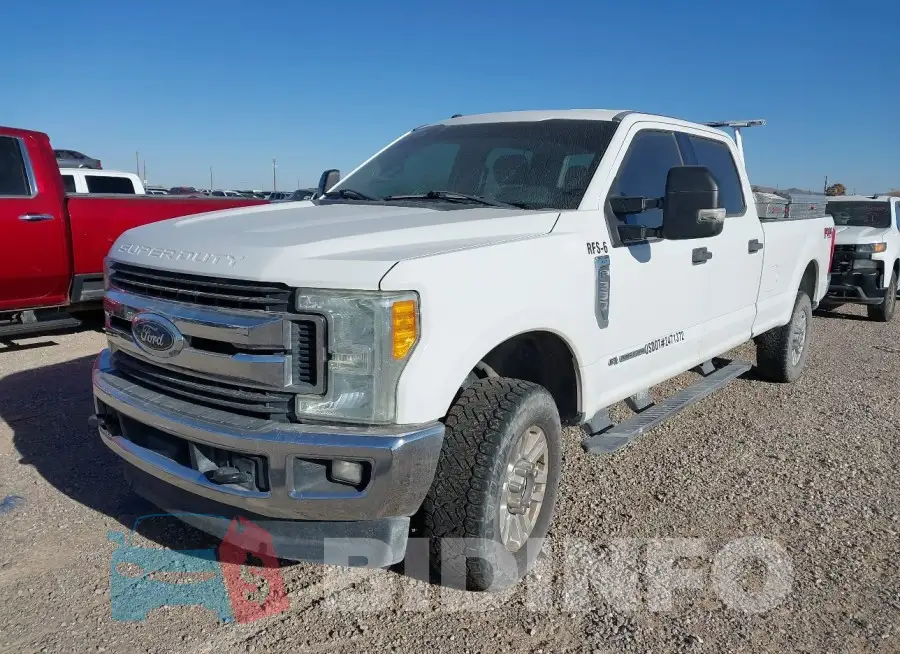 1FT7W2BT2HEC42691 Photo# 2