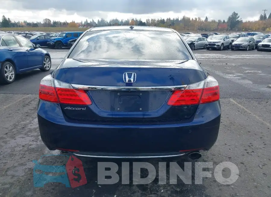 1HGCR2F84FA176081 Photo# 17