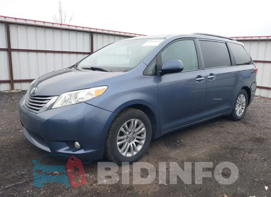 5TDYK3DCXGS751844 Photo# 2